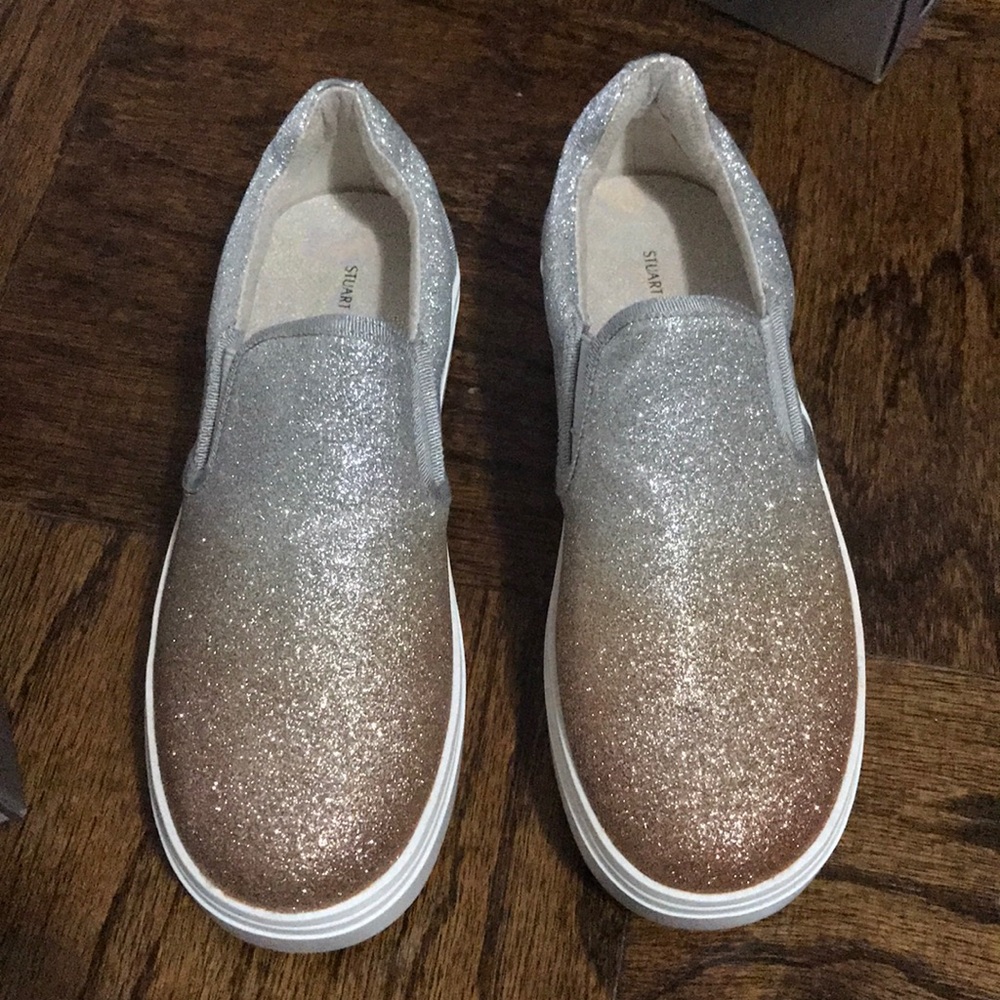 NIB Stuart Weitzman Slip on shoes size 2